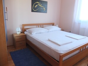 บ้านพัก | 4 ห้องนอน, ผ้าปูที่นอน
