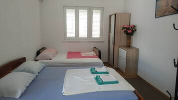 House | Room amenity