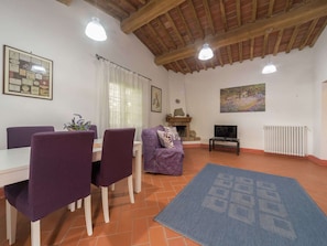 House | Dining