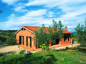 House | Exterior - Getaway Amidst Vineyards (Montespertoli)