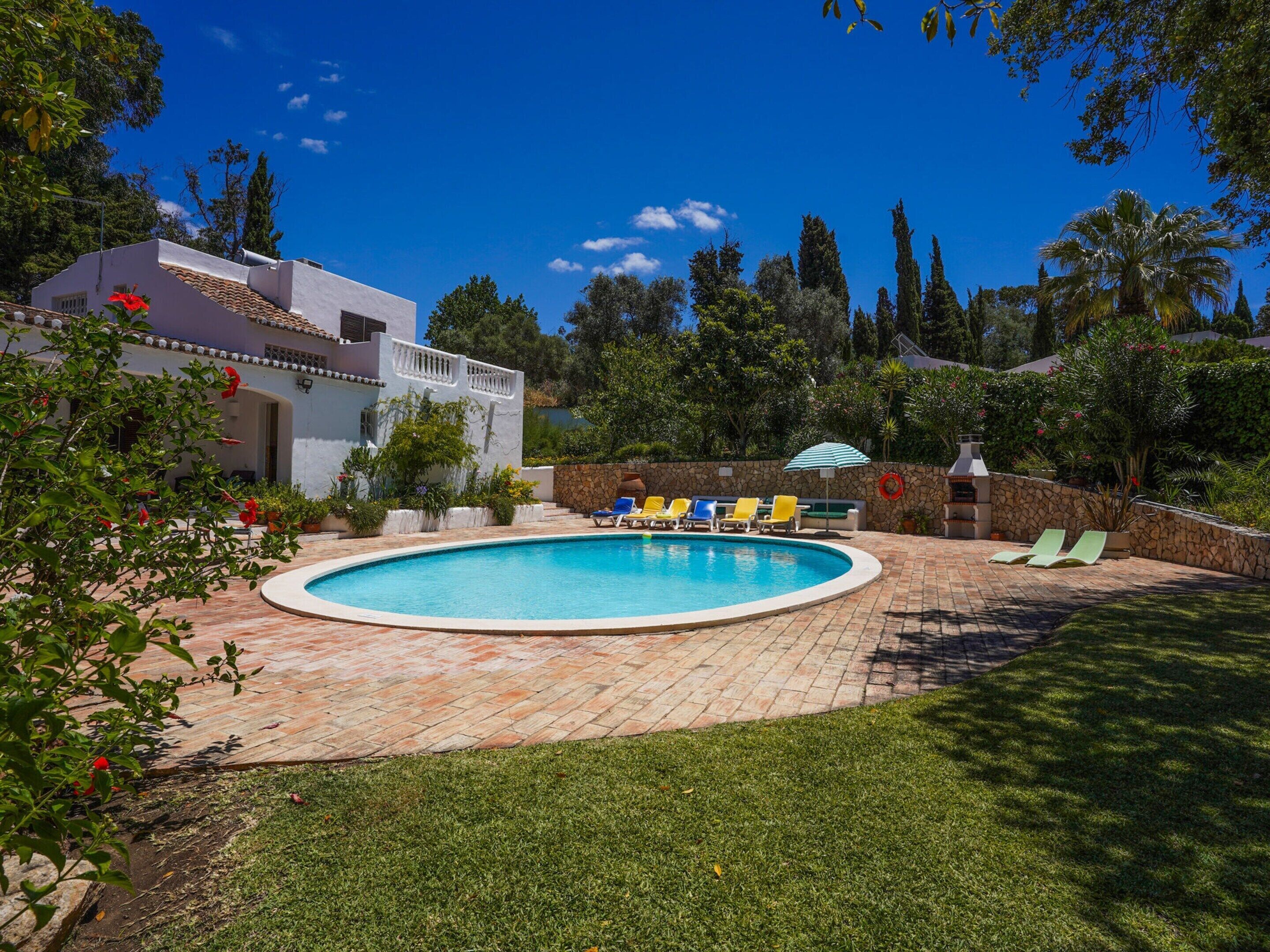 Photo - Villa Morocco with Heated Private Pool for 12 Guests in Albufeira