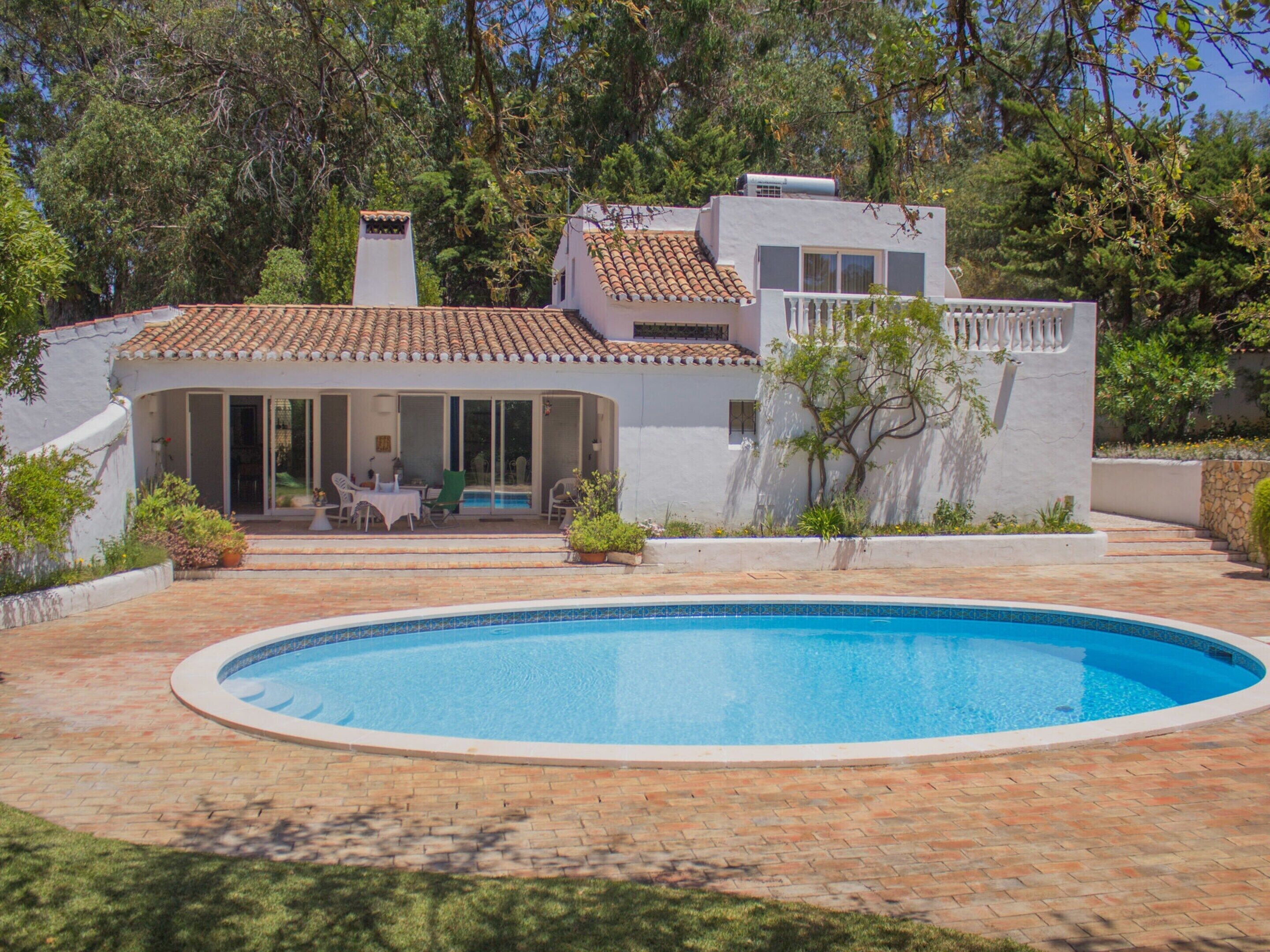 Photo - Villa Morocco with Heated Private Pool for 12 Guests in Albufeira