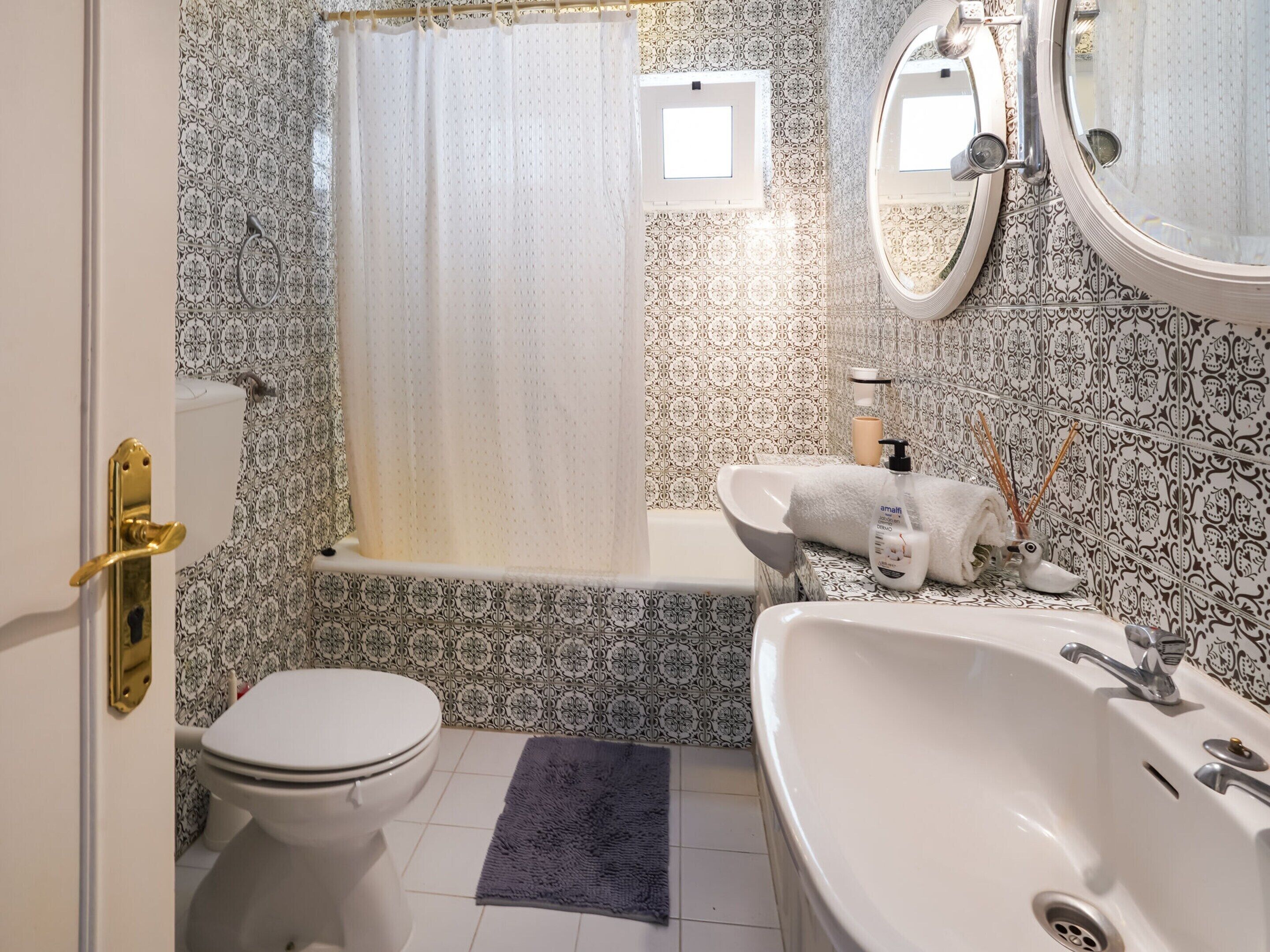 Photo - Villa Morocco with Heated Private Pool for 12 Guests in Albufeira