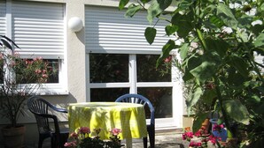 Apartment | Balcony - A Studio for 2 - 3 People in the World Famous City of Dresden (Dresden)