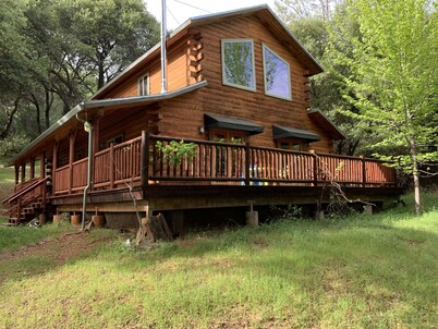 Log cabin house in historic Columbia