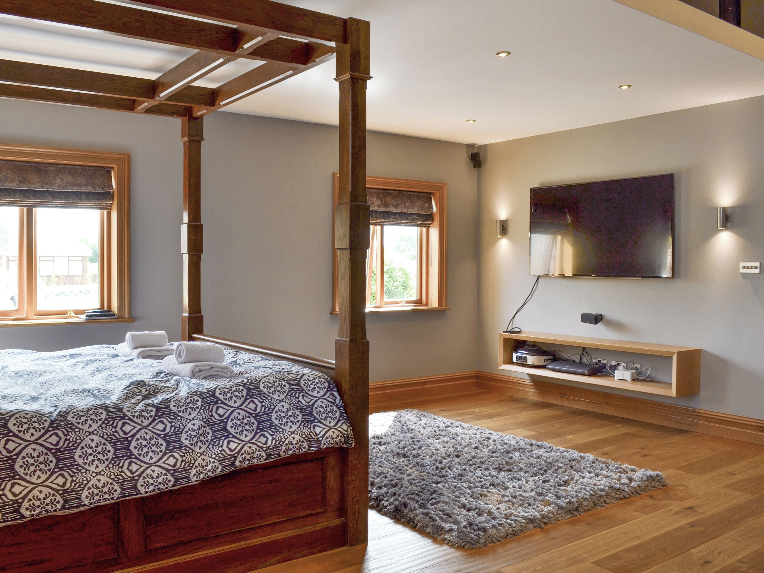 5 Schlafzimmer, kostenloses WLAN, Bettwäsche
