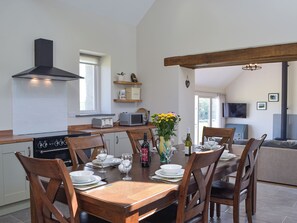 Dining - 3 bedroom accommodation in Abercych, near Cardigan (Abercych, near Cardigan)