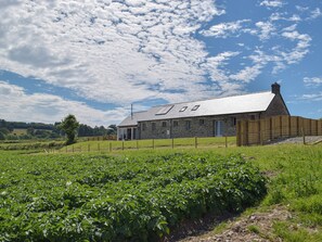 Exterior - 3 bedroom accommodation in Abercych, near Cardigan (Abercych, near Cardigan)