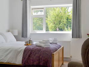 4 habitaciones, wifi gratis y ropa de cama 