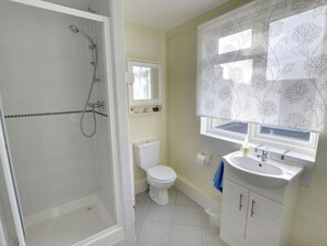 House | Bilik Mandi | Gabungan pancuran/tab mandi, tuala disediakan 