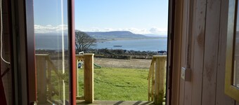 RUSTIC LOG CABIN LOCATED GREENCASTLE CO DONEGAL