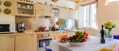 Hus | Eget kök | Barnstol