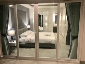 3 soverom, safe på rommet, strykejern/-brett og wi-fi