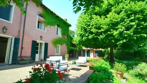 Exterior - Charming Holiday Home, Near Lucca With a Private Pool (Lucca)