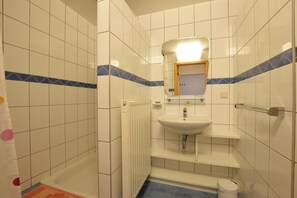 House | Bathroom | Shower