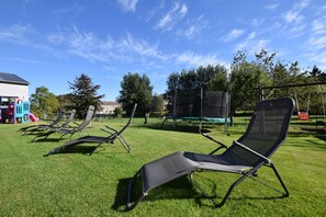Garden - Spacious Holiday Home Near Bastogne (Bertogne)