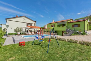 Apartment | Pool | Outdoor pool - Apartment in Cerovlje Near Zarecki Waterfall (Cerovlje)