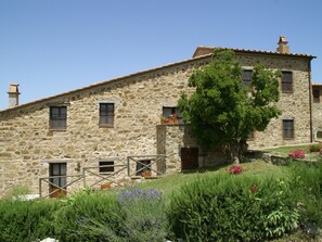 Exterior - Lavish Holiday Home in Arcidosso With 2 Pools (Arcidosso)