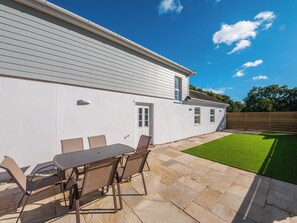 Outdoor dining - Chestnut Cottage - UK11846 (Carkeel, near Saltash)