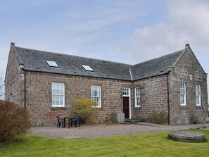 Exterior - 3 bedroom accommodation in Arbuthnott, near Stonehaven (Arbuthnott, near Stonehaven)