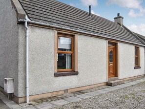 Exterior detail - 1 bedroom accommodation in Buckie (Buckie)