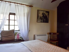 1 chambre, Wi-Fi gratuit, draps fournis