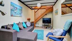Unclassified image, 5 of 11, button - Swanky Holiday Home in Saint Merryn With Garden (Padstow)