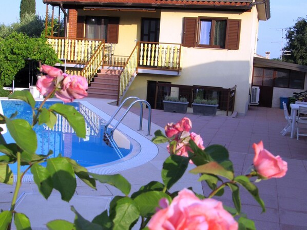 Outdoor pool - Balmy Holiday Home in Vodnjan With Private Swimming Pool (Vodnjan)