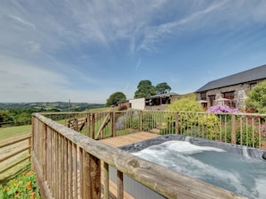 Pool - Rural Holiday Home in Tiverton with Hot Tub Near Sea (Tiverton)
