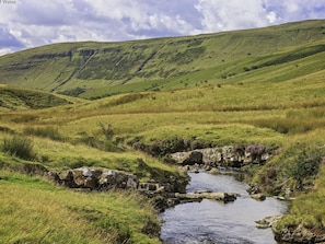 Exterior - Semi Detached, Stone Built Holiday Home near Swansea & Brecon Beacons (Swansea)