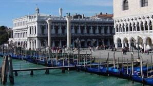 Unclassified image, 3 of 14, button - Aparment in the Heart of Venice, Ideally Situaded for Visiting the City (Venice)