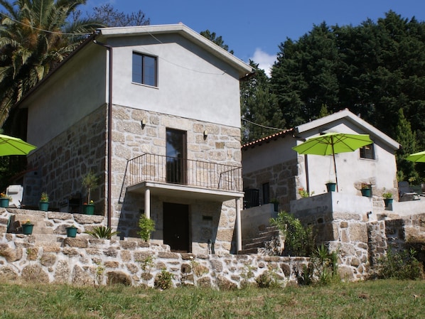 Exterior - Ideal Vacation Spot for two Families or a Group (Oliveira do Hospital)