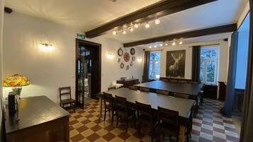 Dineren