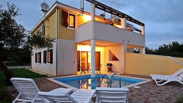 House | Pool | Indoor pool, outdoor pool