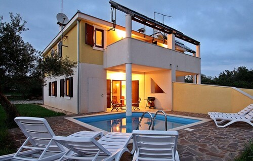 Holiday Home in Novigrad With Private Pool