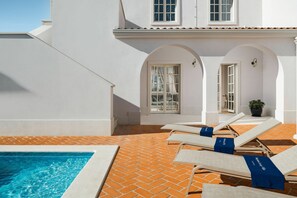 Villa | Bahagian luar