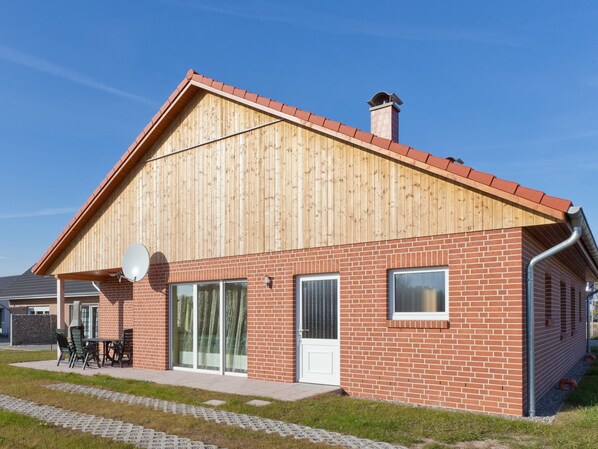 Apartment | Exterior - Gemuetliche Unterkunft in Zierow mit Sauna (Zierow)