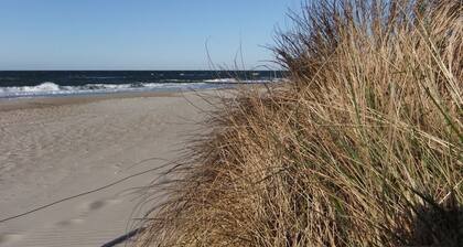 Quaint Bungalow in Reddelich near Baltic Sea Coast
