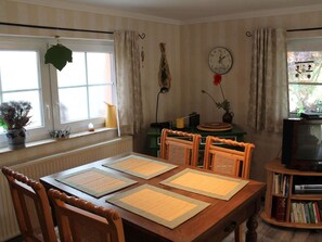 Dining - Lovely Apartment in Schwaan (Schwaan)