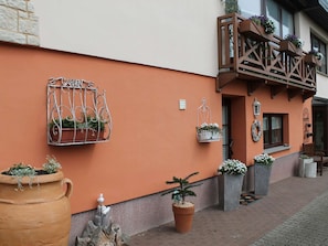 Exterior - Lovely Apartment in Schwaan (Schwaan)