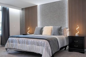 4 bedrooms, iron/ironing board, travel cot, WiFi