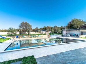 Pool - Beautiful Villa in Vrsar With Swimming Pool (Vrsar)