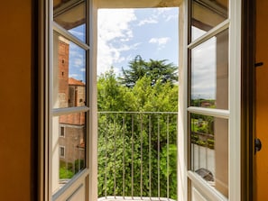 Balcony - Appealing Apartment in Sandigliano With Garden (Sandigliano)