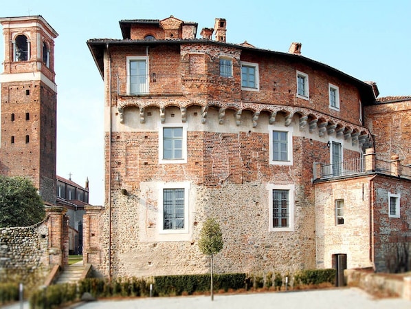 House | Exterior - Appealing Apartment in Sandigliano With Garden (Sandigliano)