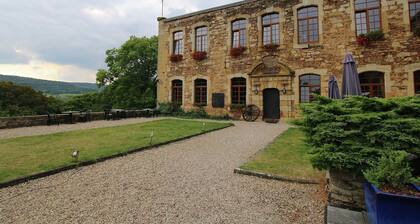 Unique Holiday Home in Virton with Hot Tub