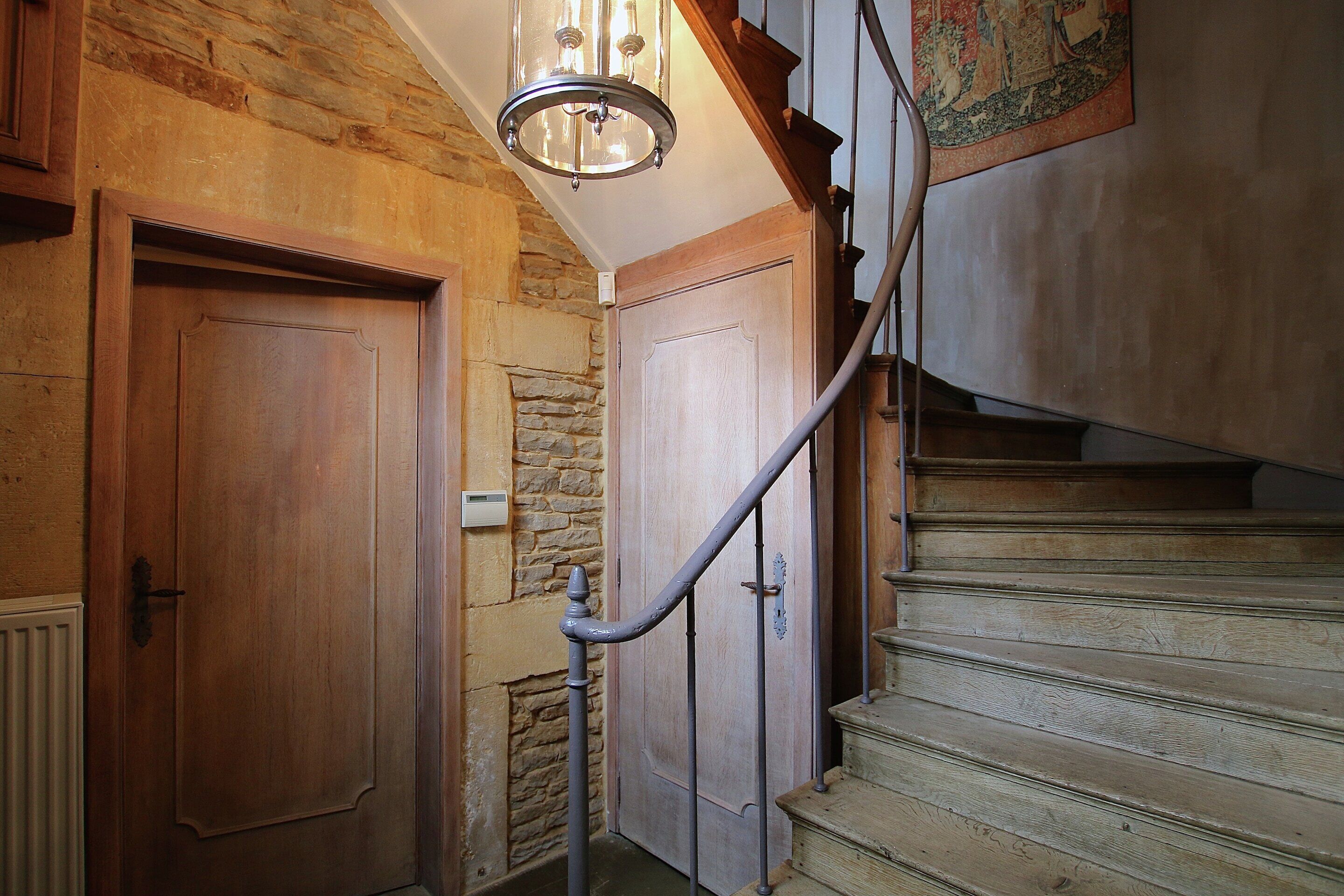 House | Reception