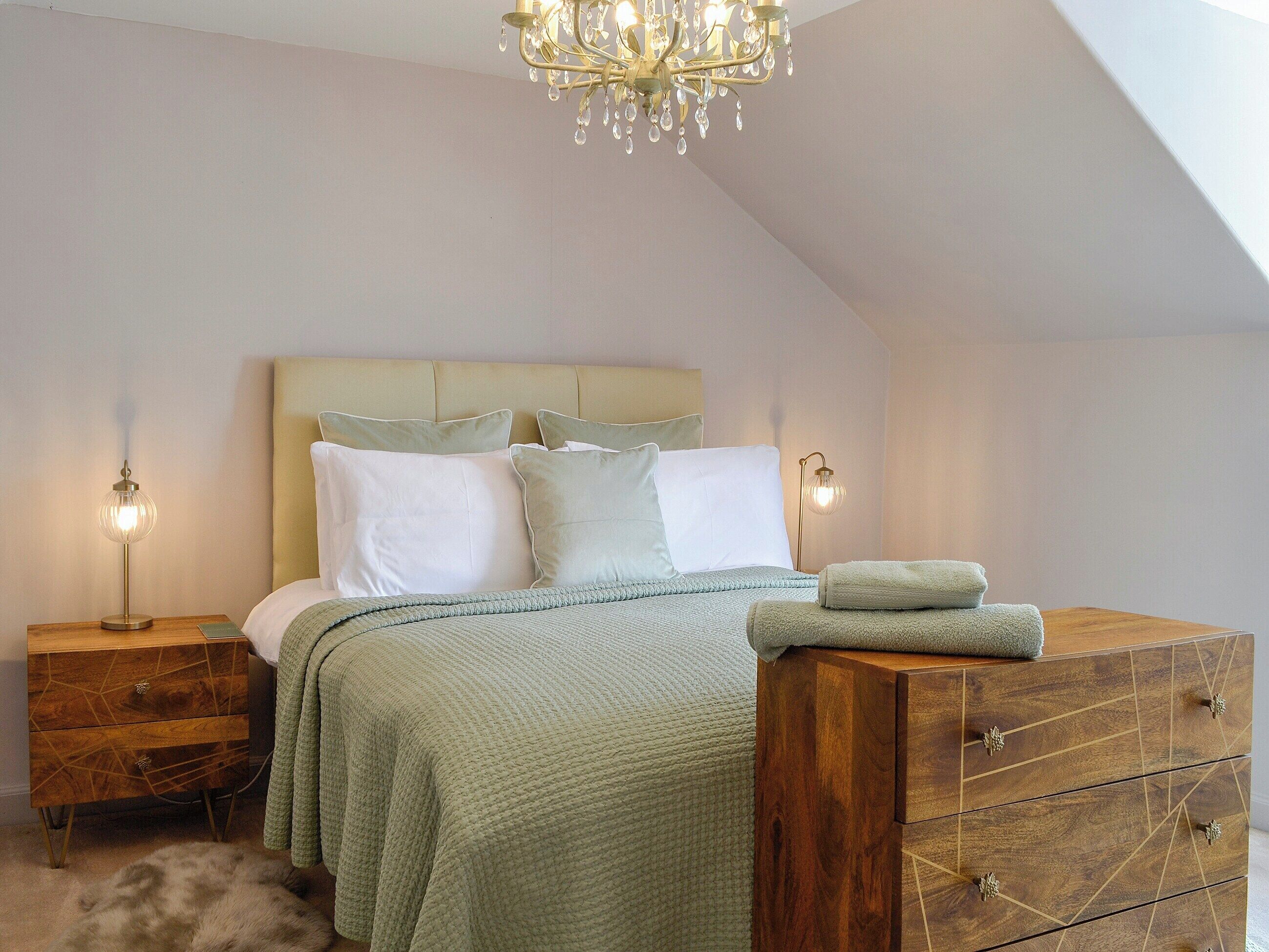 3 bedrooms, free WiFi, bed sheets