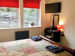 2 chambres, Wi-Fi gratuit, draps fournis