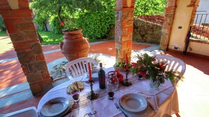 Exterior - Attractively Furnished Apartment on a Large Estate in the Chianti Region (Bucine)