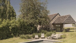 Exterior - Cottage in Haut-bois With Private Pool (Gesves)